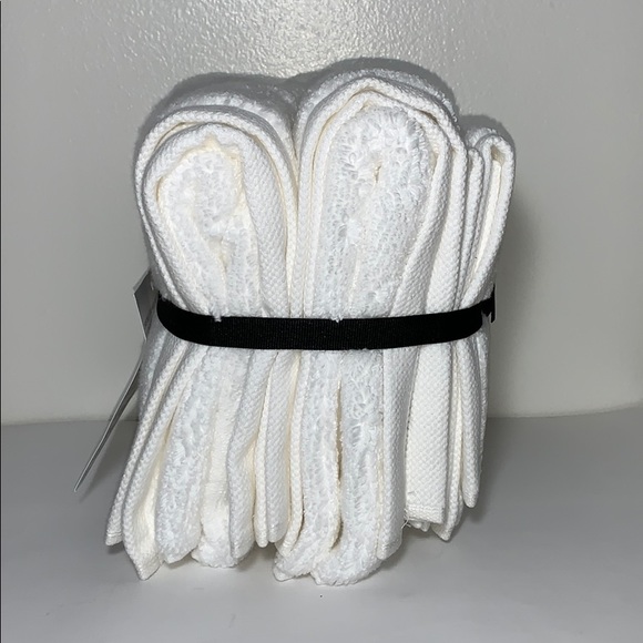 Calvin Klein Hand Towels & Wash Cloths Set,4-Piece - Picture 4 of 8